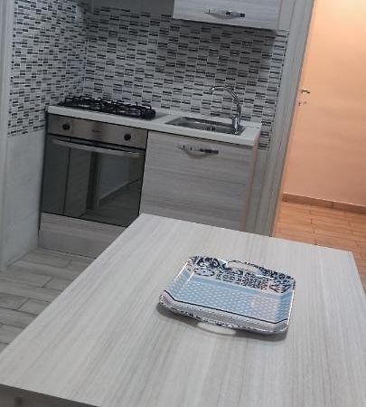 I Tre Moschettieri Apartment คาตาเนีย ภายนอก รูปภาพ