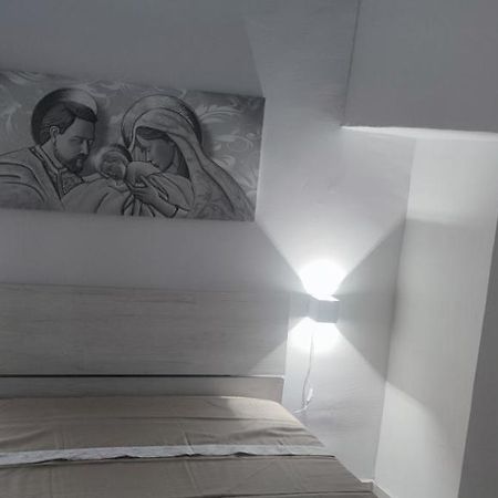I Tre Moschettieri Apartment คาตาเนีย ภายนอก รูปภาพ