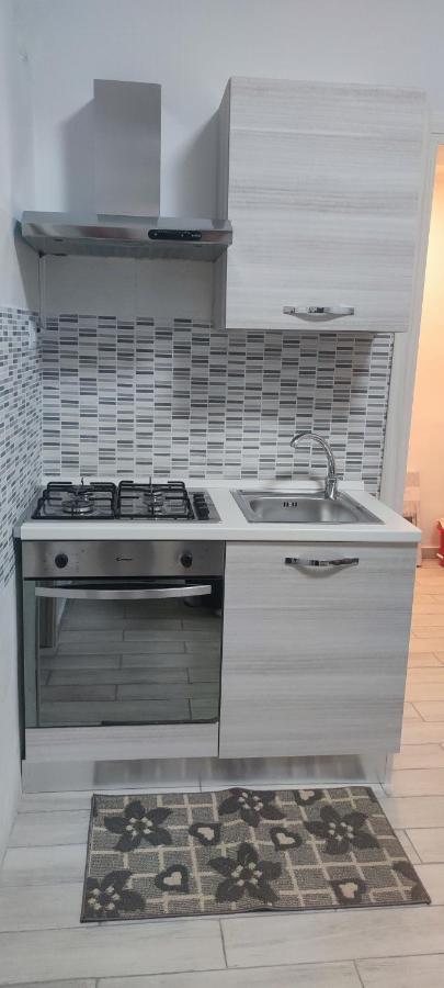 I Tre Moschettieri Apartment คาตาเนีย ภายนอก รูปภาพ