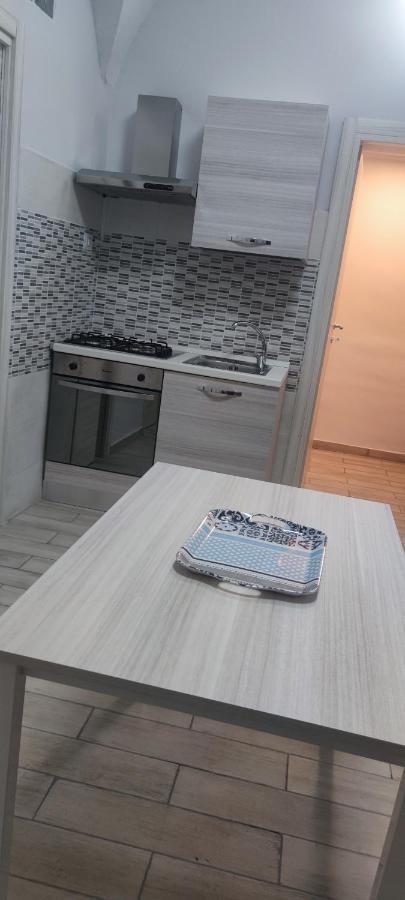 I Tre Moschettieri Apartment คาตาเนีย ภายนอก รูปภาพ